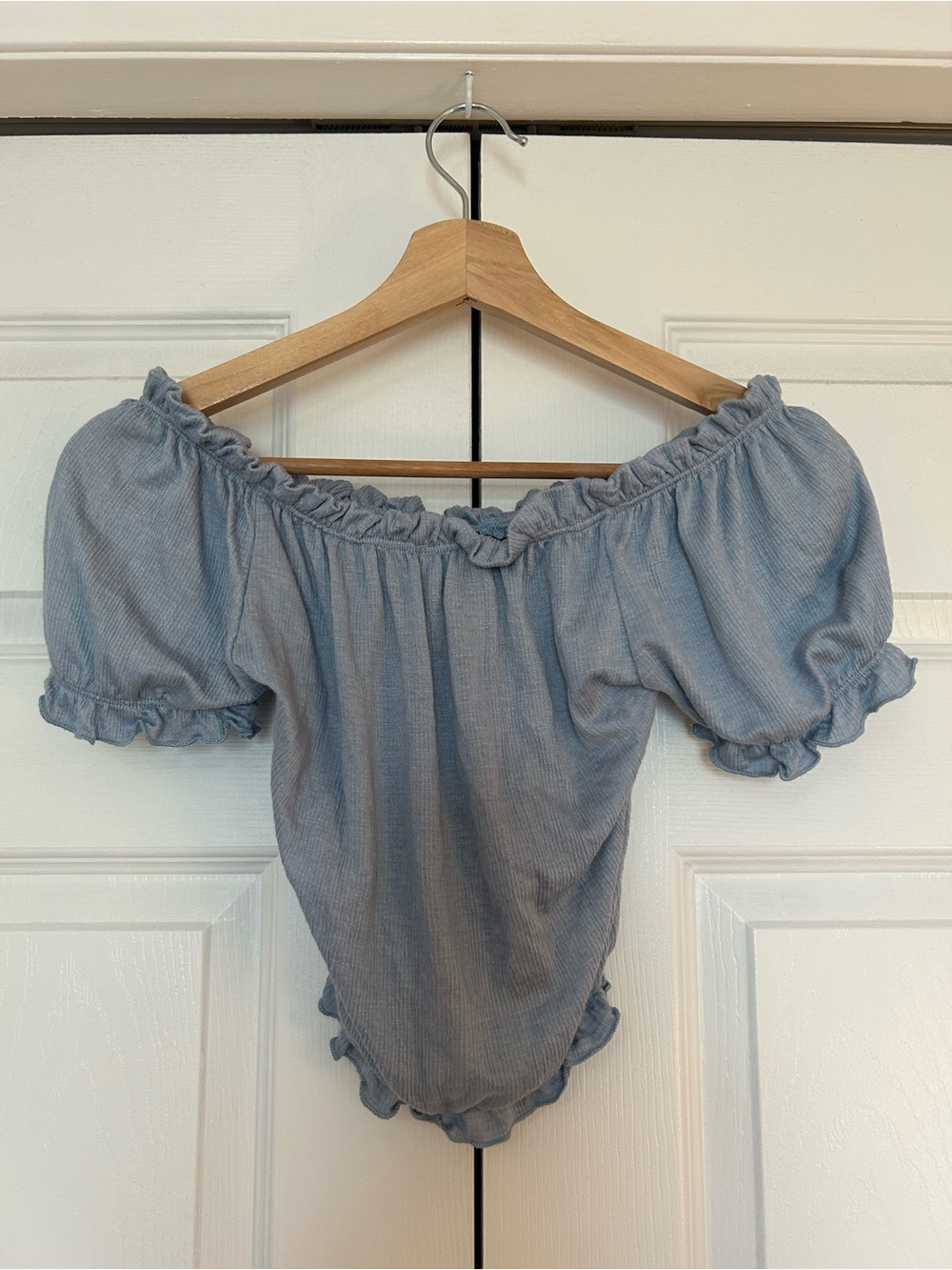 Discreet - Dusty Blue Ruched Ruffle Off The Shoulder Crop Top - Picture 6 of 10